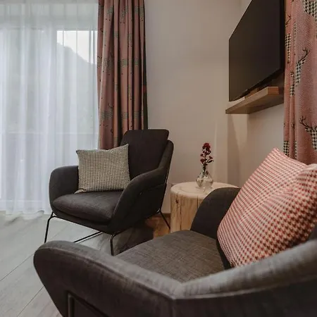 Lieblingsplatzl Inklusive Kostenfreiem Eintritt In Alpentherme Ganzjaehrig - Im Sommer Freie Bergbahnfahrten *