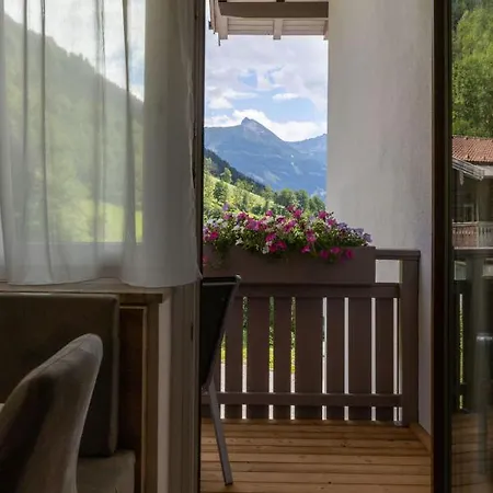 Lieblingsplatzl Inklusive Kostenfreiem Eintritt In Alpentherme Ganzjaehrig - Im Sommer Freie Bergbahnfahrten
