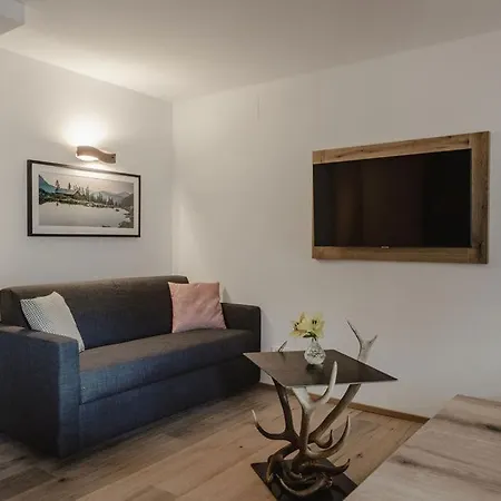 Appartement Lieblingsplatzl Inklusive Kostenfreiem Eintritt In Alpentherme Ganzjaehrig - Im Sommer Freie Bergbahnfahrten Bad Hofgastein