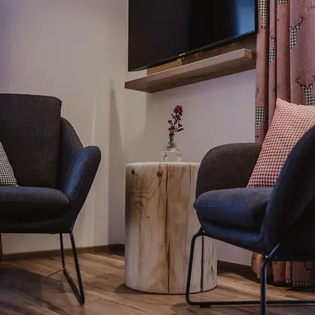 Lieblingsplatzl Inklusive Kostenfreiem Eintritt In Alpentherme Ganzjaehrig - Im Sommer Freie Bergbahnfahrten Бад Хофгаштайн