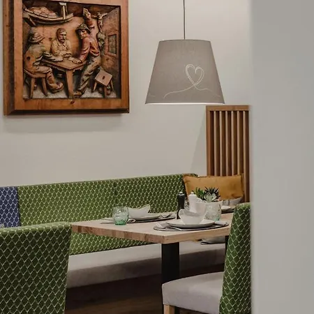 Lieblingsplatzl Inklusive Kostenfreiem Eintritt In Alpentherme Ganzjaehrig - Im Sommer Freie Bergbahnfahrten Бад Хофгаштайн