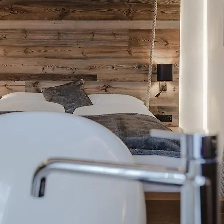 Appartement Lieblingsplatzl Inklusive Kostenfreiem Eintritt In Alpentherme Ganzjaehrig - Im Sommer Freie Bergbahnfahrten