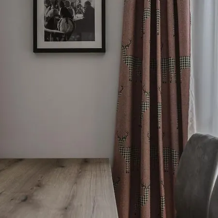 Апартаменты Lieblingsplatzl Inklusive Kostenfreiem Eintritt In Alpentherme Ganzjaehrig - Im Sommer Freie Bergbahnfahrten Бад Хофгаштайн