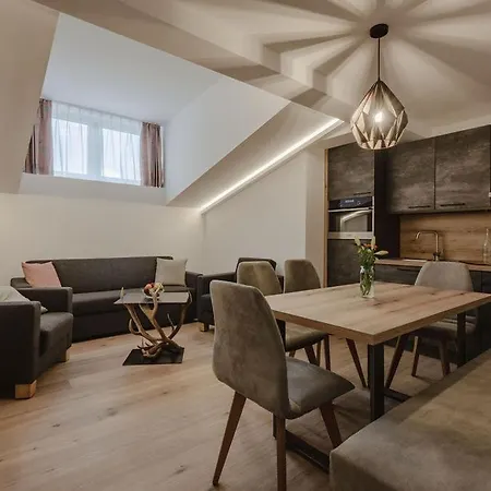 Lieblingsplatzl Inklusive Kostenfreiem Eintritt In Alpentherme Ganzjaehrig - Im Sommer Freie Bergbahnfahrten