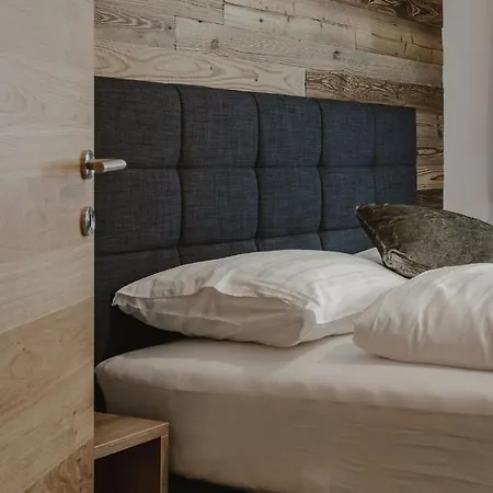 Appartement Lieblingsplatzl Inklusive Kostenfreiem Eintritt In Alpentherme Ganzjaehrig - Im Sommer Freie Bergbahnfahrten