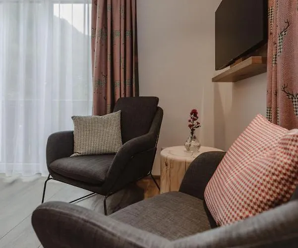 Lieblingsplatzl Inklusive Kostenfreiem Eintritt In Alpentherme Ganzjaehrig - Im Sommer Freie Bergbahnfahrten *