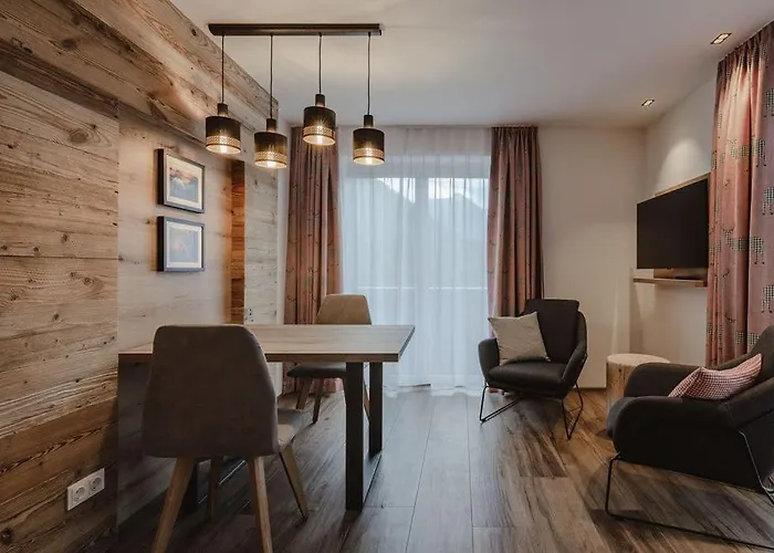 Apartman Lieblingsplatzl Inklusive Kostenfreiem Eintritt In Alpentherme Ganzjaehrig - Im Sommer Freie Bergbahnfahrten