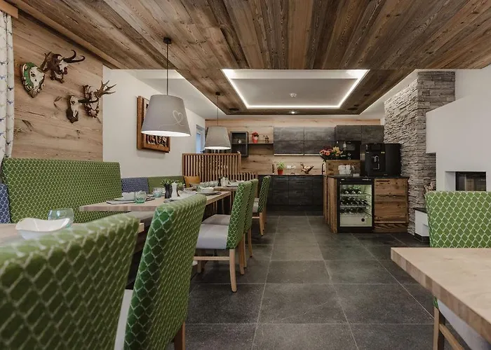 Lieblingsplatzl Inklusive Kostenfreiem Eintritt In Alpentherme Ganzjaehrig - Im Sommer Freie Bergbahnfahrten